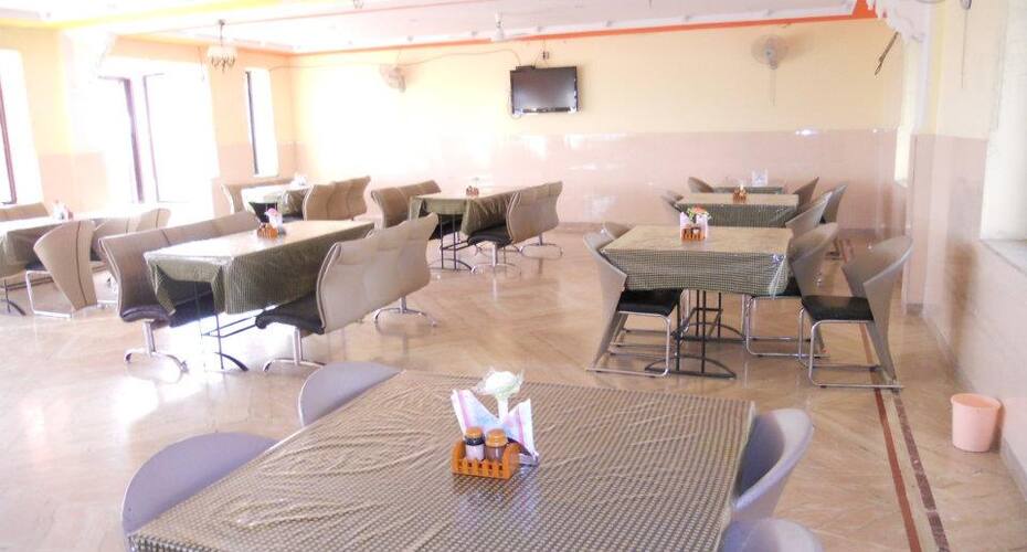 Menal Waterfall Resort, Chittorgarh 3